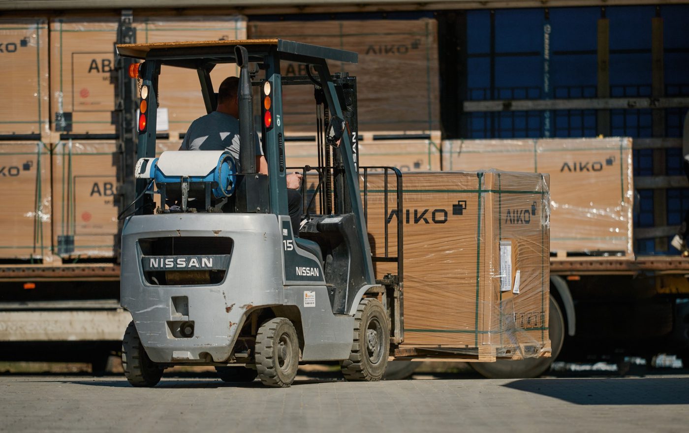 Dystrybutor PV Calma - transport w ciągu 8 godzin